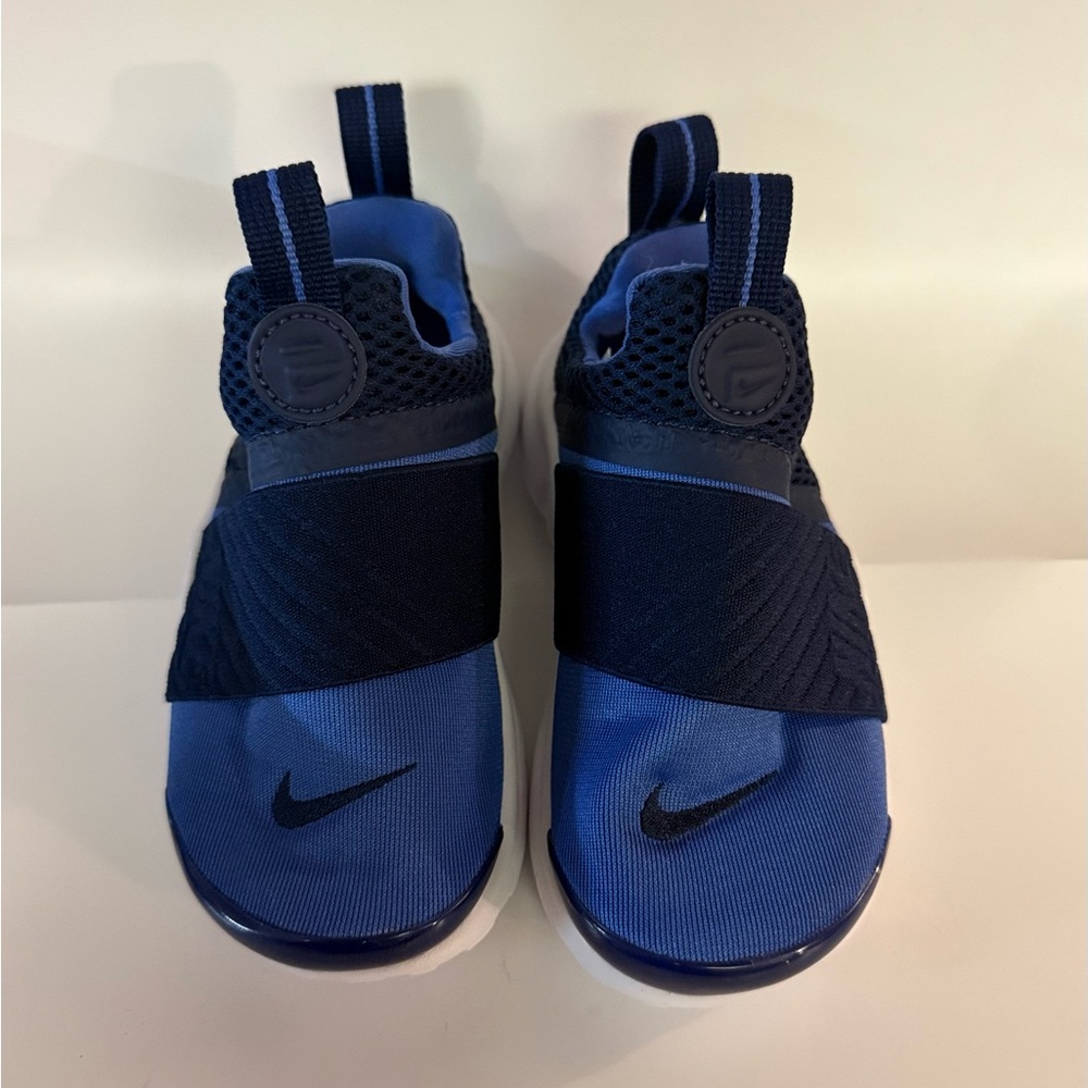 Nike Kids Navy and Blue Slip-On Sneakers
